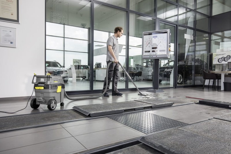 NT 30/1 Ap L (1380W, 30L) Odkurzacz Uniwersalny Karcher