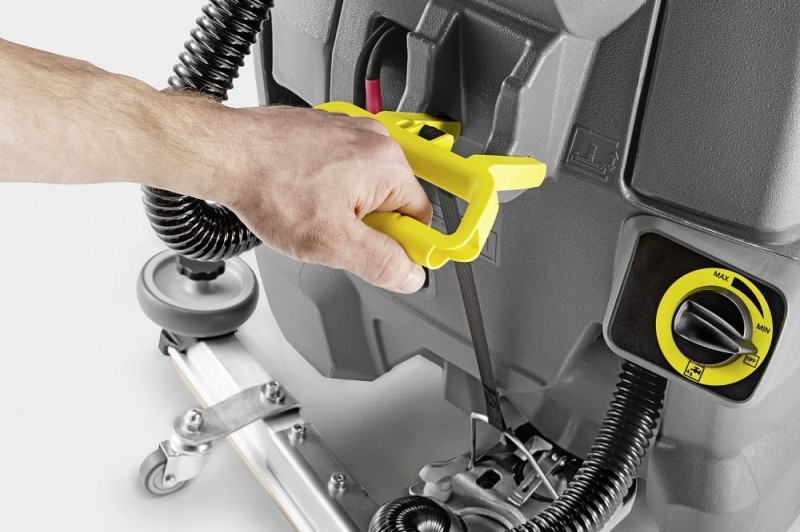 BD 50/50 C Bp (510mm, 2040m2/h) - Profesjonalna Szorowarka Zasilana Bateryjnie Karcher