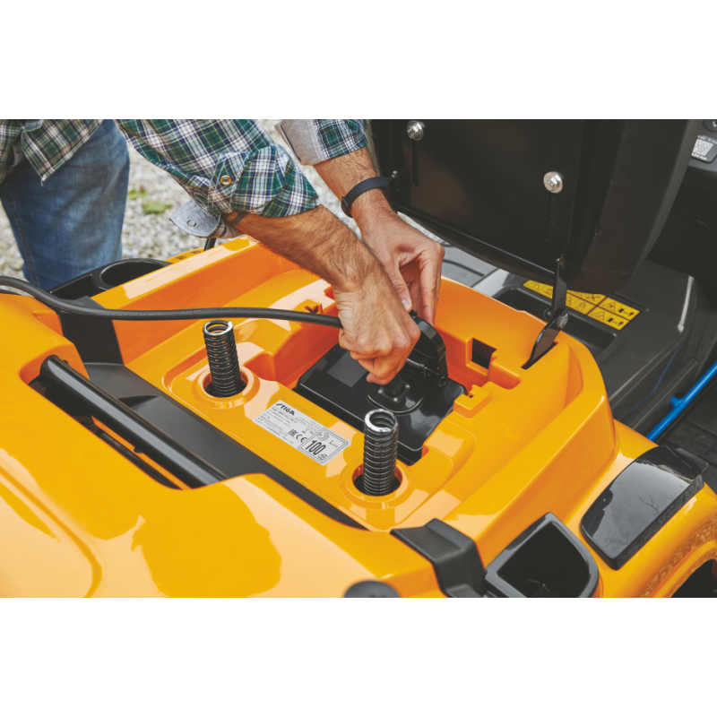 traktor-akumulatorowy-estate-584e (12).jpg