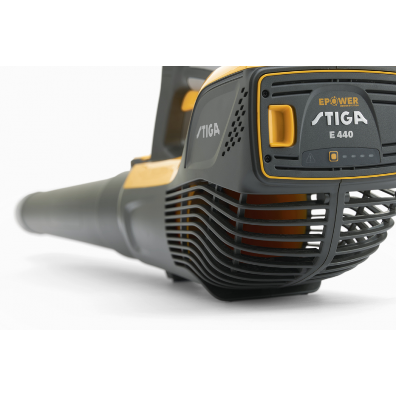 bl-500e-dmuchawa-akumulatorowa-065-kw-198-kmh-stiga (7).jpg