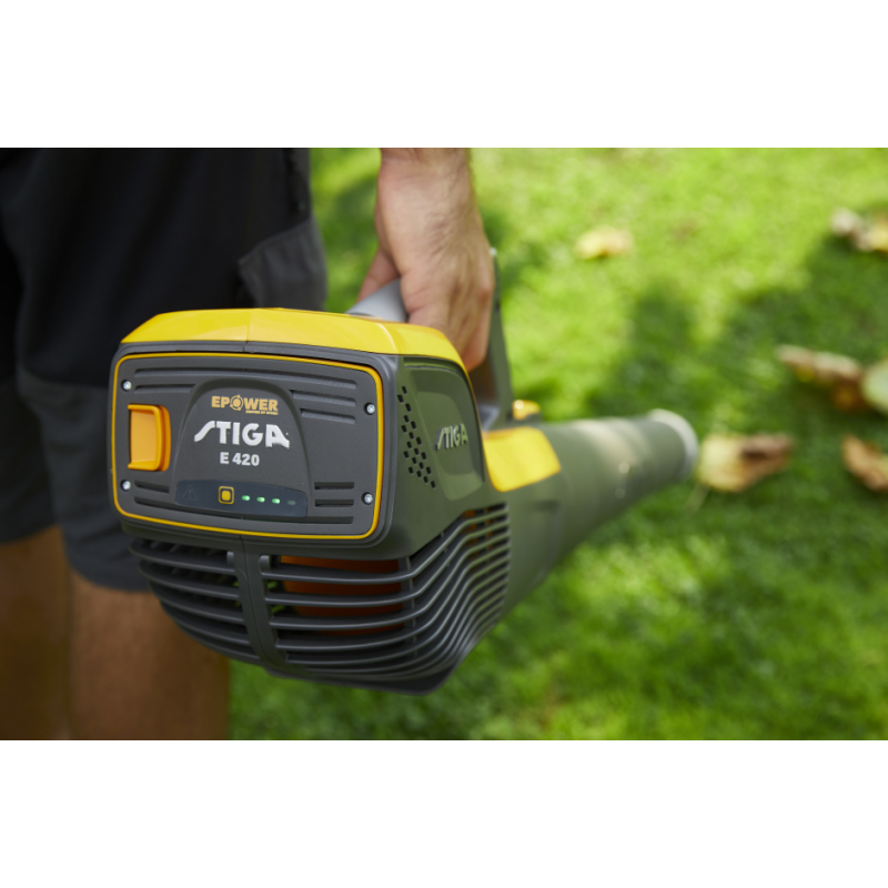 bl-500e-dmuchawa-akumulatorowa-065-kw-198-kmh-stiga (9).jpg