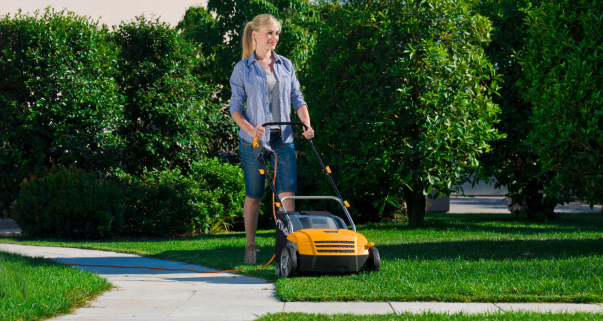 Aeracja i wertykulacja trawnika