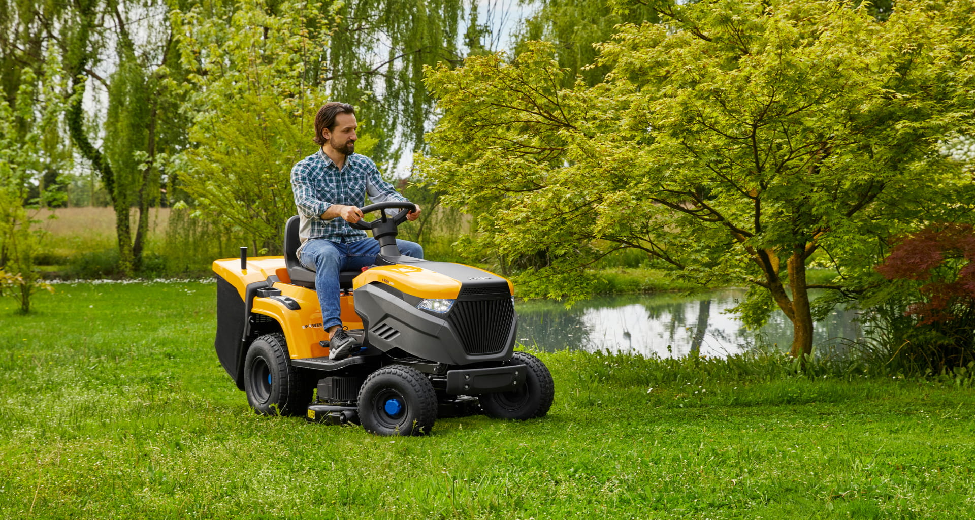 Koszenie trawnika latem - Jakie są zasady?
