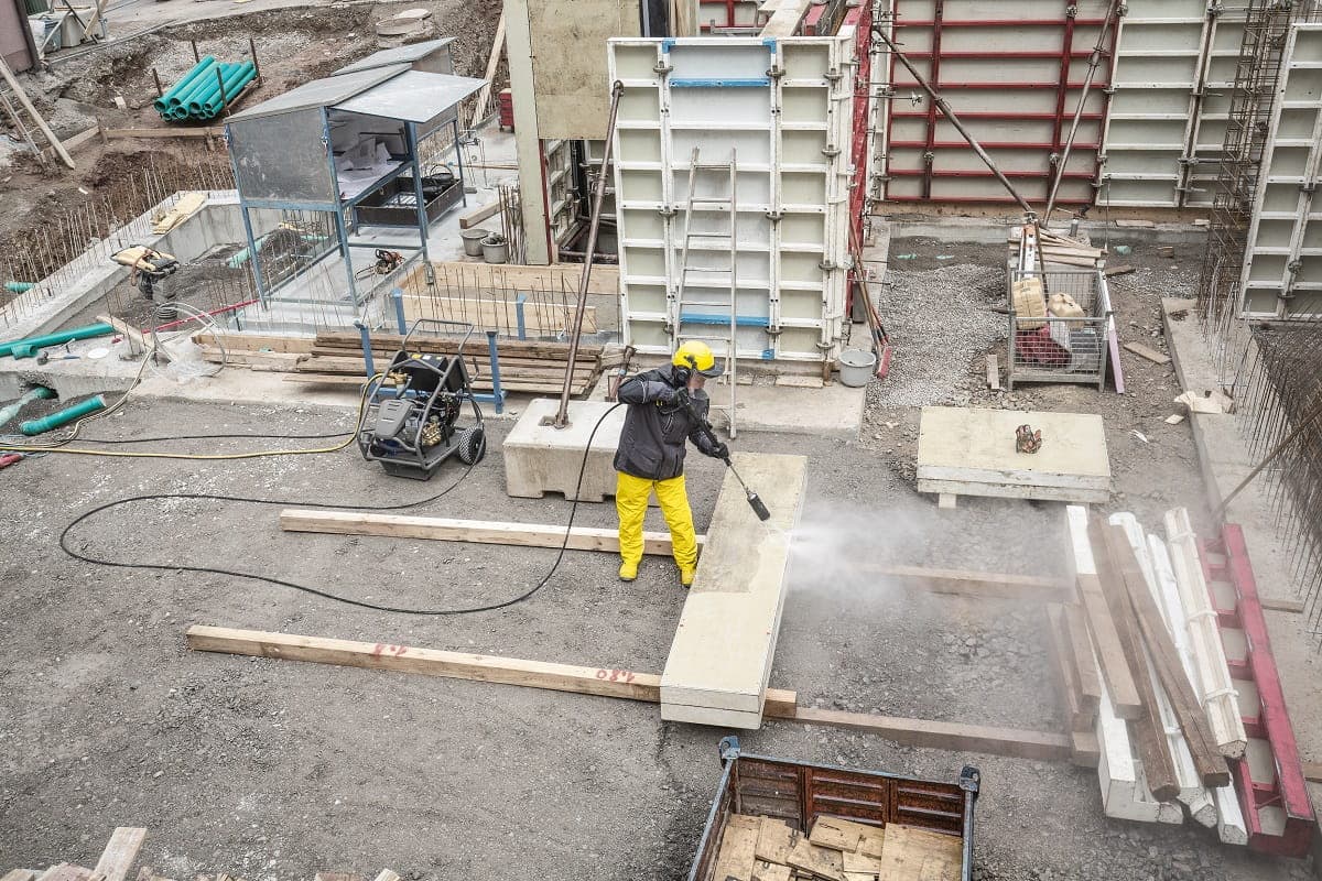 Na jakie parametry i funkcje należy zwrócić uwagę podczas wyboru myjki ciśnieniowej?