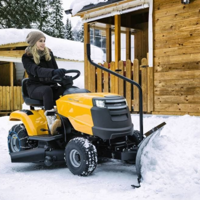 Traktorek Ogrodowy STIGA + Pług do Odśnieżania za 1 zł - Uniwersalne Całoroczne Rozwiązanie